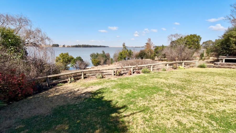 5 Bedroom Property for Sale in Vaal Marina Gauteng