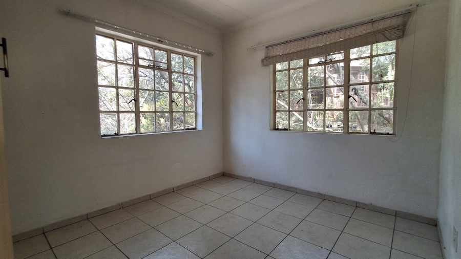 To Let 2 Bedroom Property for Rent in Oakdene Gauteng