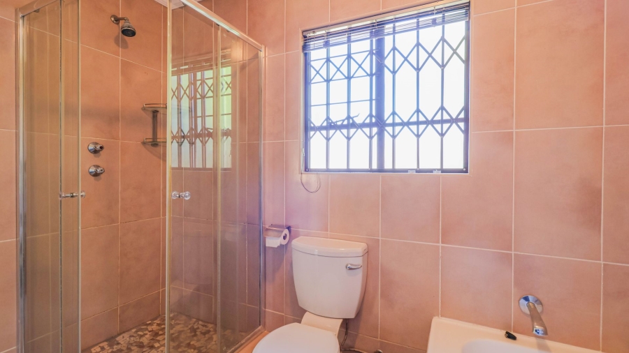 2 Bedroom Property for Sale in Wilgeheuwel Gauteng