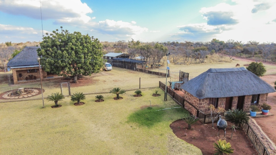 5 Bedroom Property for Sale in Boekenhoutskloof and surround Gauteng