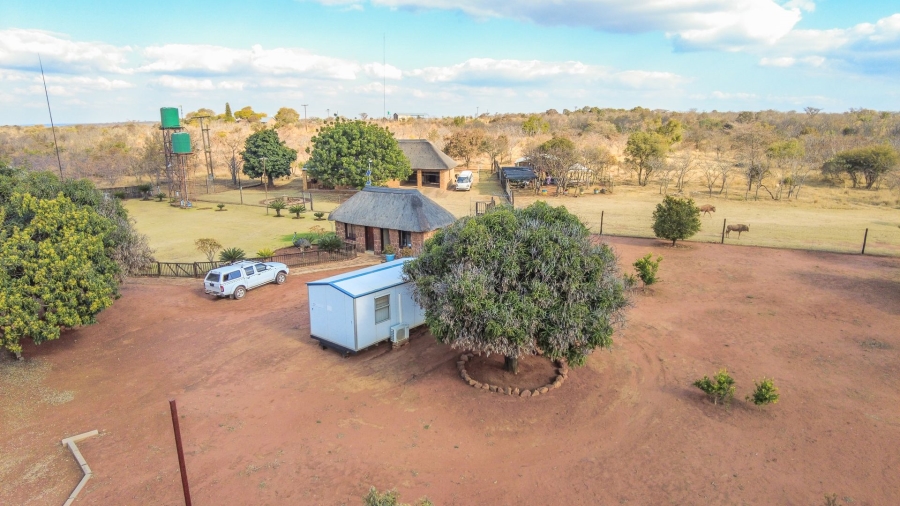 5 Bedroom Property for Sale in Boekenhoutskloof and surround Gauteng