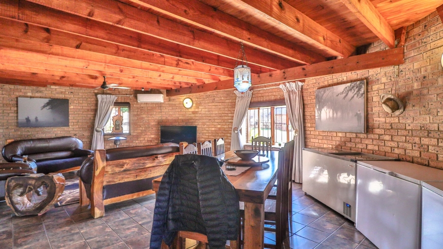 5 Bedroom Property for Sale in Boekenhoutskloof and surround Gauteng