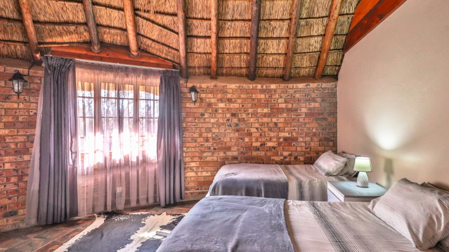 5 Bedroom Property for Sale in Boekenhoutskloof and surround Gauteng
