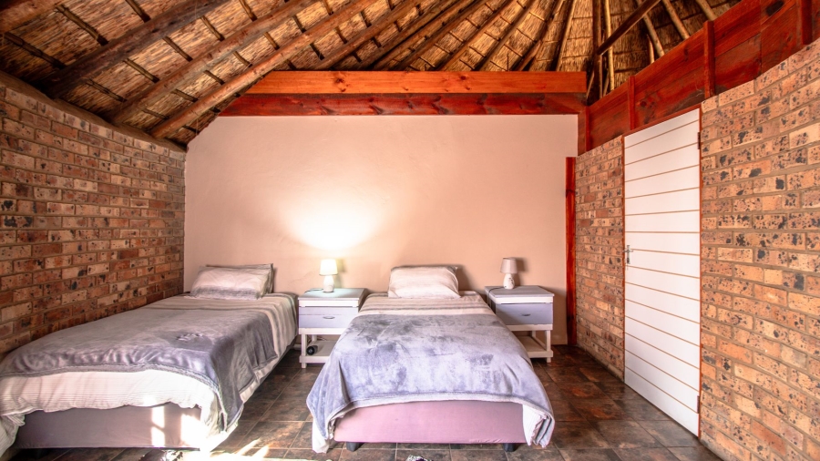 5 Bedroom Property for Sale in Boekenhoutskloof and surround Gauteng