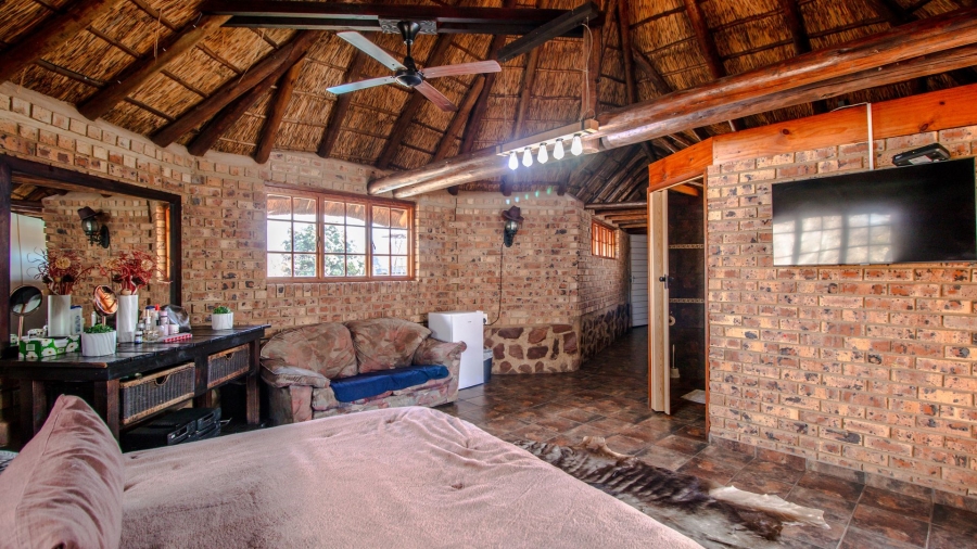5 Bedroom Property for Sale in Boekenhoutskloof and surround Gauteng