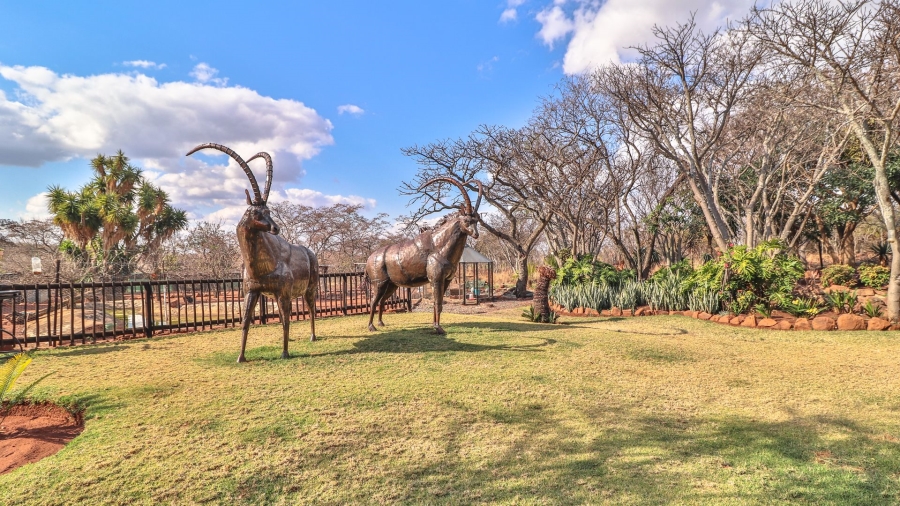 5 Bedroom Property for Sale in Boekenhoutskloof and surround Gauteng