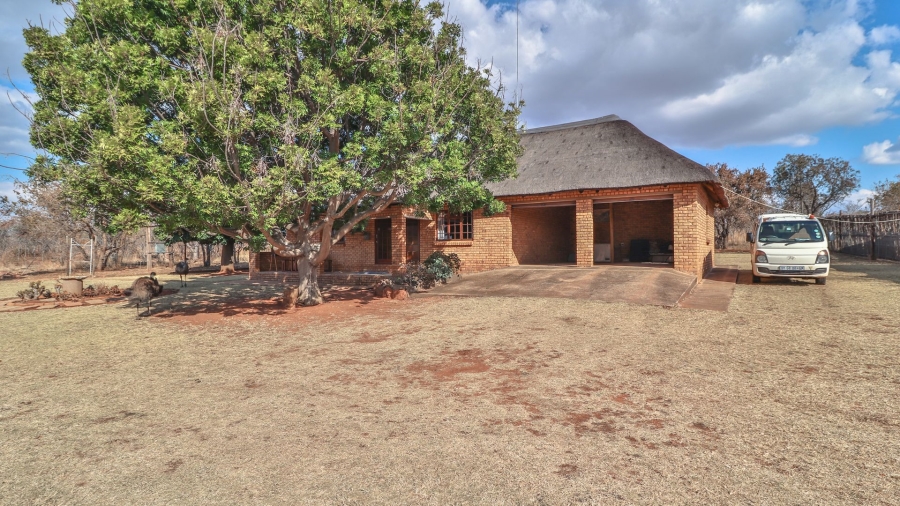 5 Bedroom Property for Sale in Boekenhoutskloof and surround Gauteng