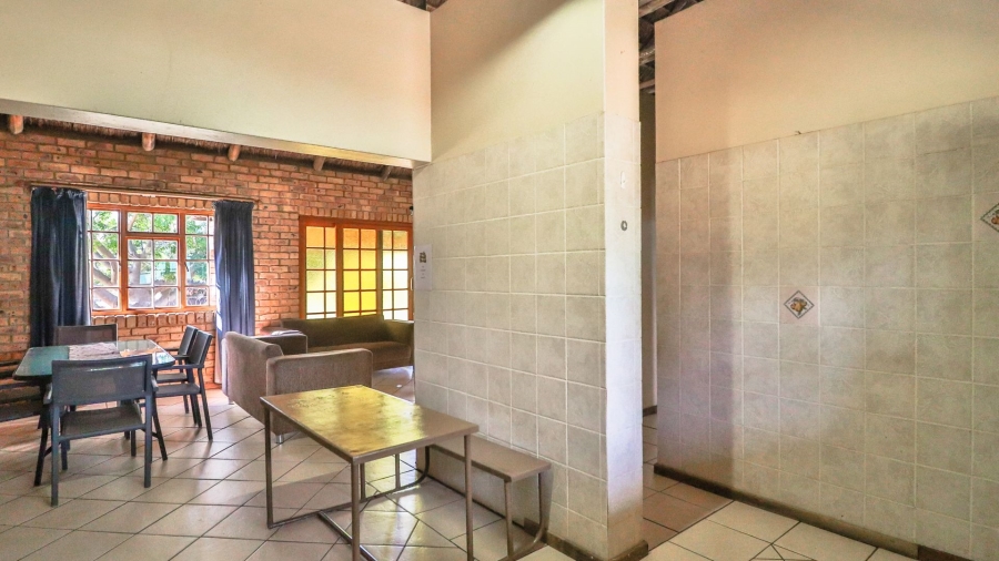 5 Bedroom Property for Sale in Boekenhoutskloof and surround Gauteng