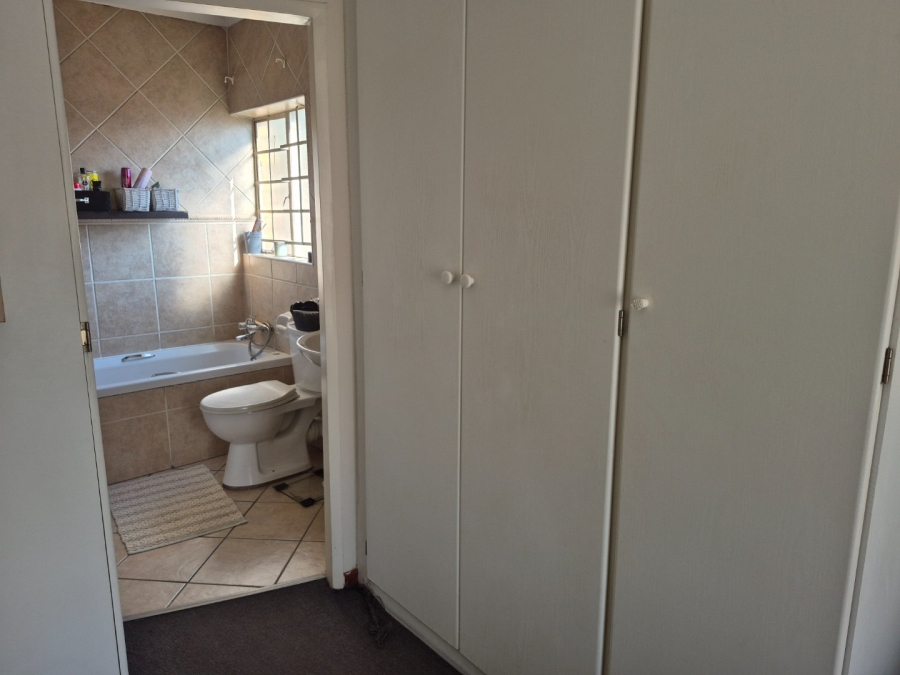 2 Bedroom Property for Sale in Celtisdal Gauteng