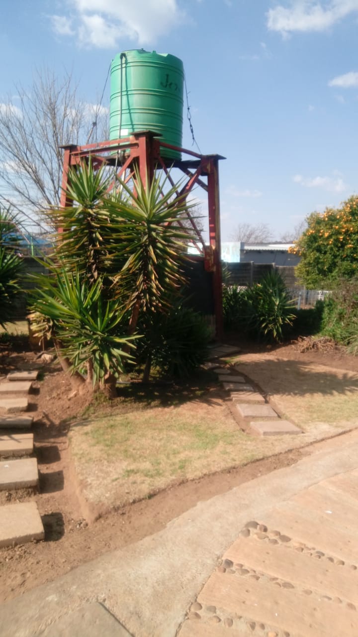 2 Bedroom Property for Sale in Bredell Gauteng