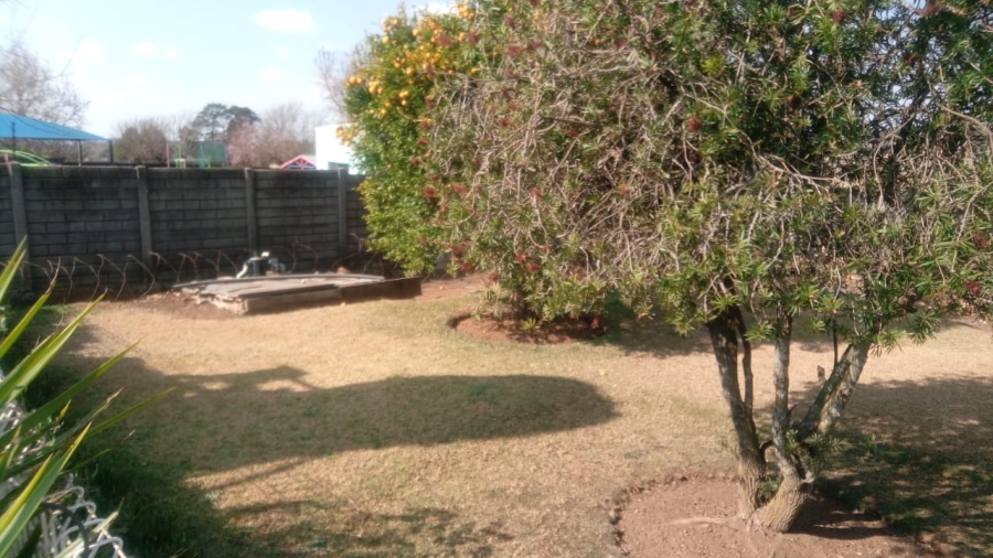 2 Bedroom Property for Sale in Bredell Gauteng