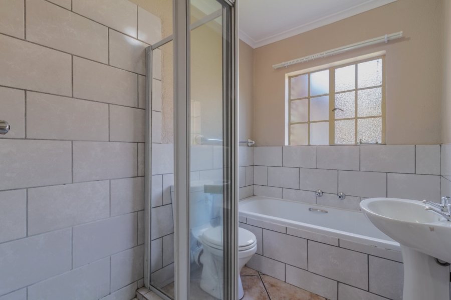 2 Bedroom Property for Sale in Northgate Gauteng