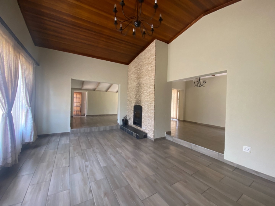 4 Bedroom Property for Sale in Farrarmere Gauteng