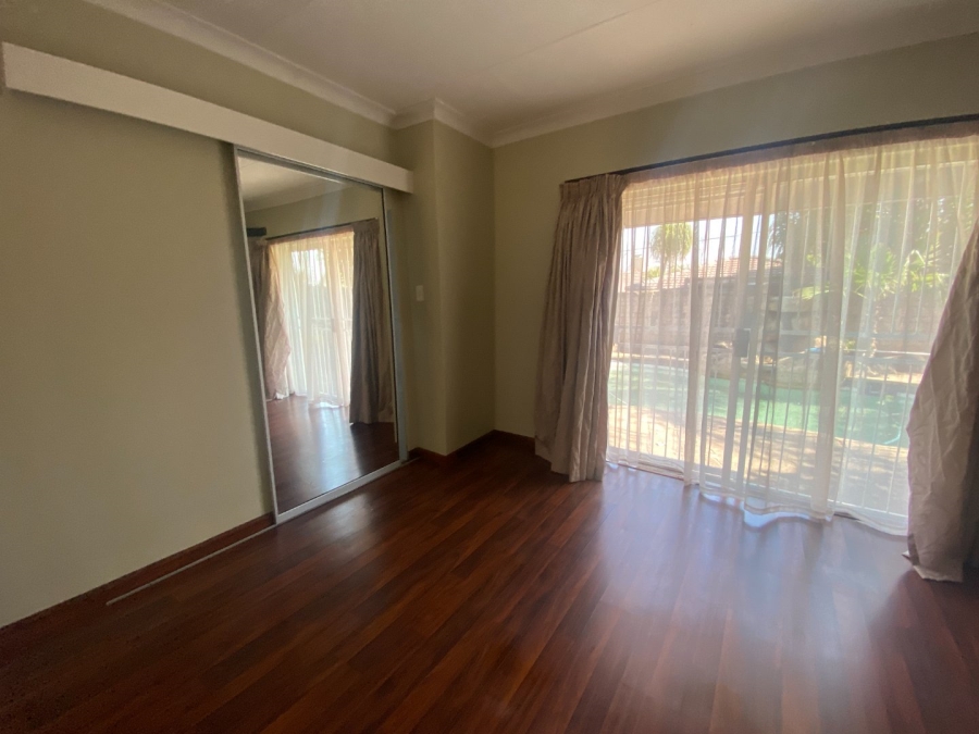 4 Bedroom Property for Sale in Farrarmere Gauteng