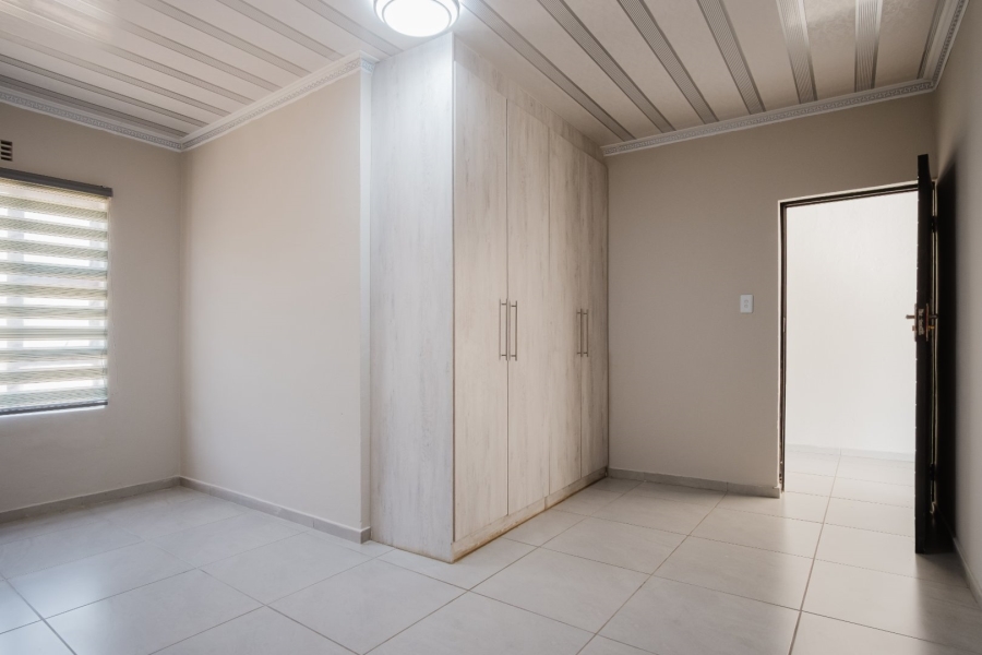 4 Bedroom Property for Sale in Ohenimuri Gauteng
