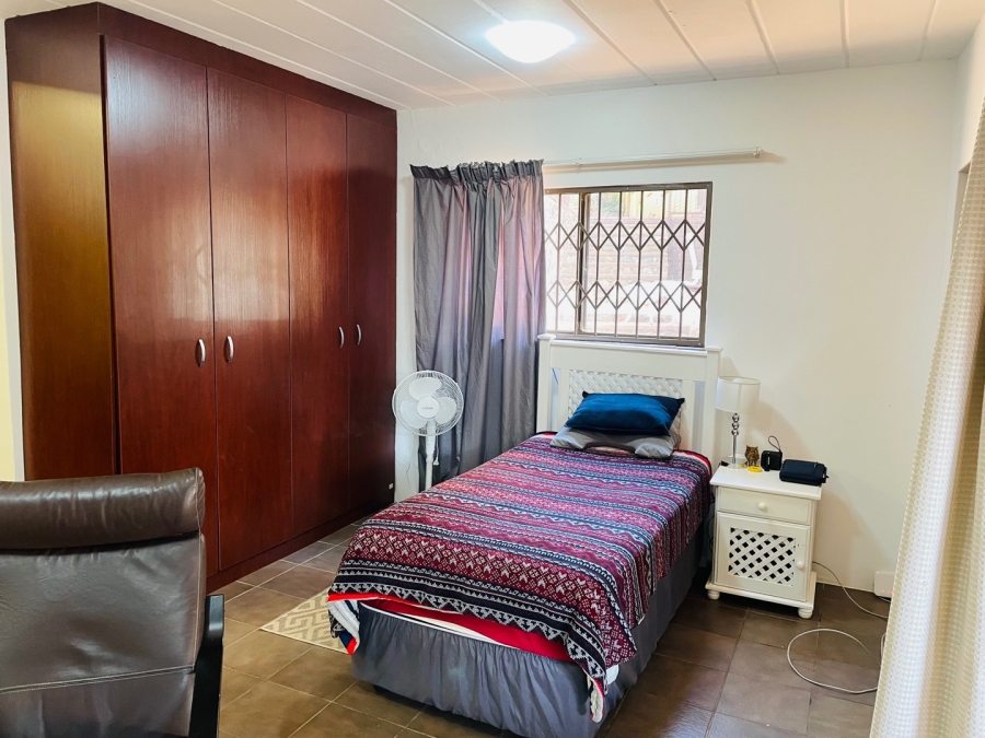 To Let 1 Bedroom Property for Rent in Glenvista Gauteng