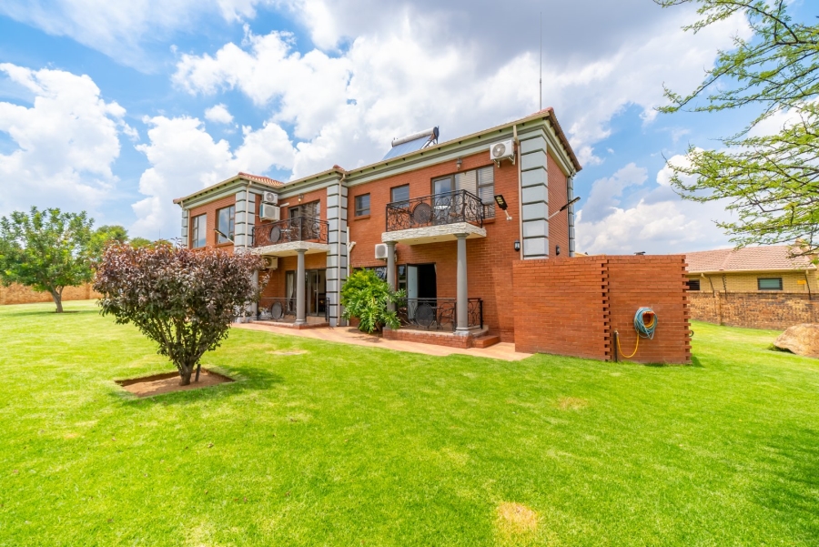 5 Bedroom Property for Sale in Ferryvale Gauteng