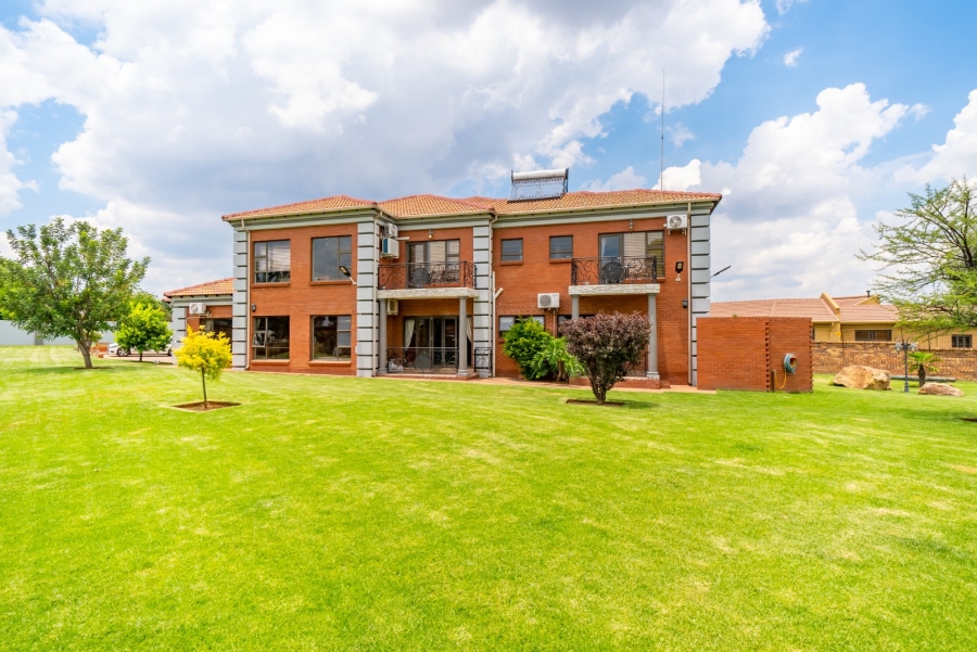 5 Bedroom Property for Sale in Ferryvale Gauteng