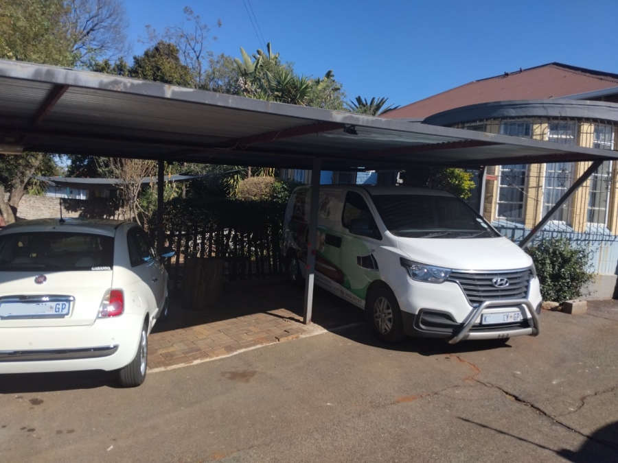 6 Bedroom Property for Sale in Primrose Gauteng