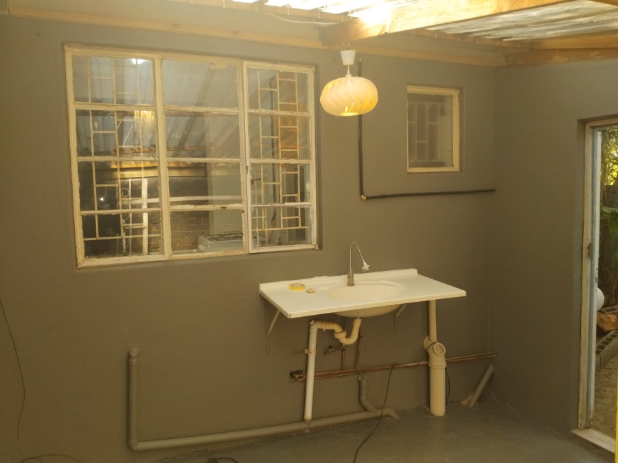 6 Bedroom Property for Sale in Primrose Gauteng
