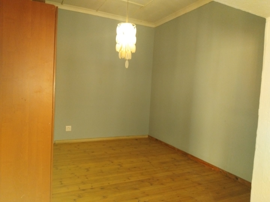 6 Bedroom Property for Sale in Primrose Gauteng