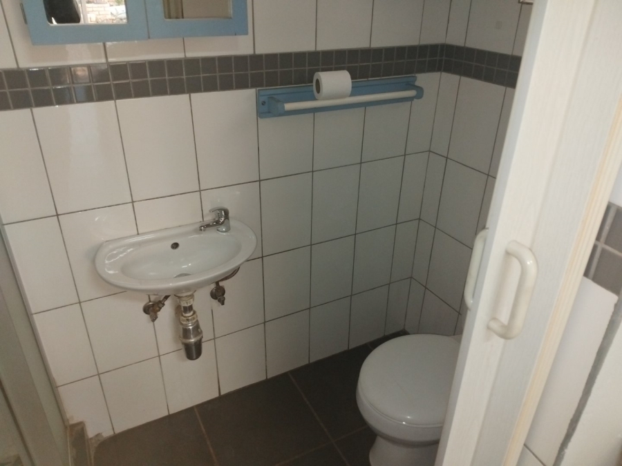6 Bedroom Property for Sale in Primrose Gauteng