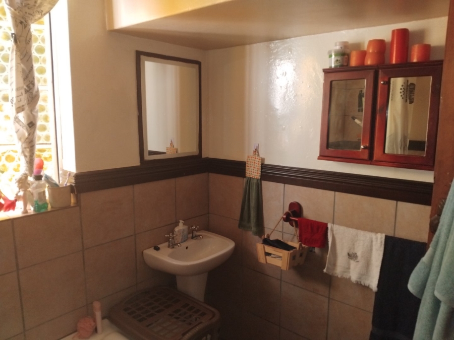 6 Bedroom Property for Sale in Primrose Gauteng