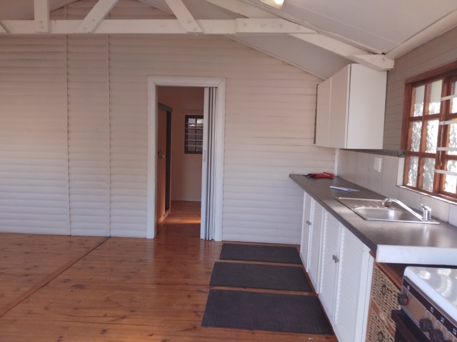 6 Bedroom Property for Sale in Primrose Gauteng