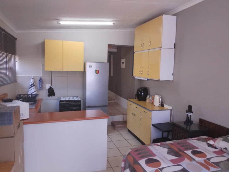 6 Bedroom Property for Sale in Primrose Gauteng
