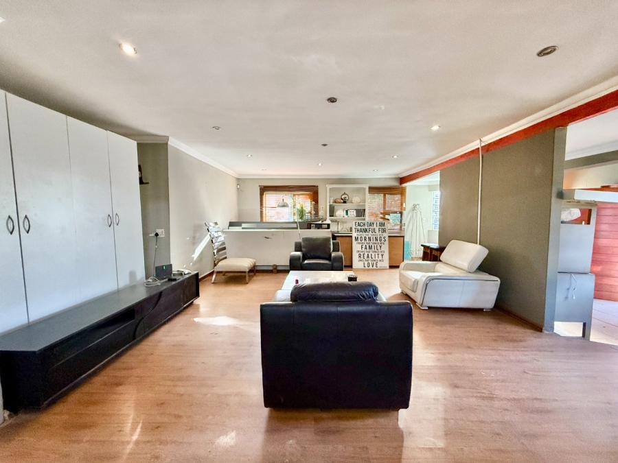 2 Bedroom Property for Sale in Mayberry Park Gauteng