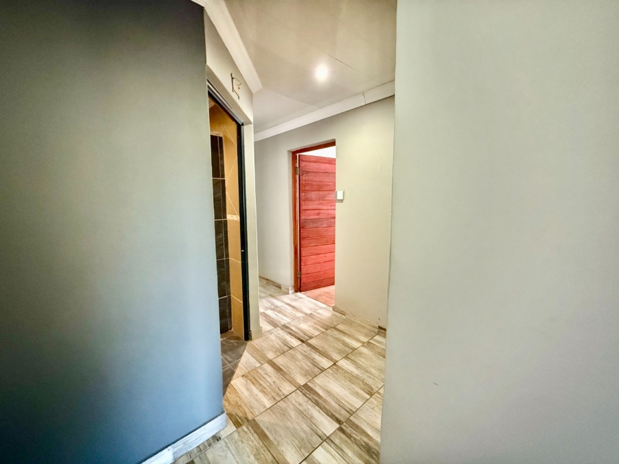 2 Bedroom Property for Sale in Mayberry Park Gauteng
