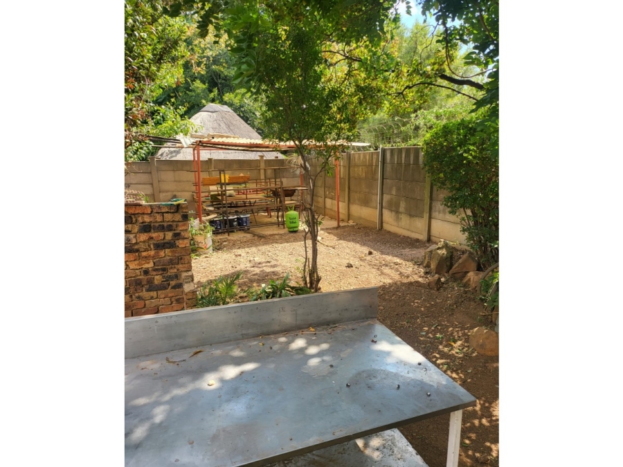 To Let 3 Bedroom Property for Rent in Brackendowns Gauteng