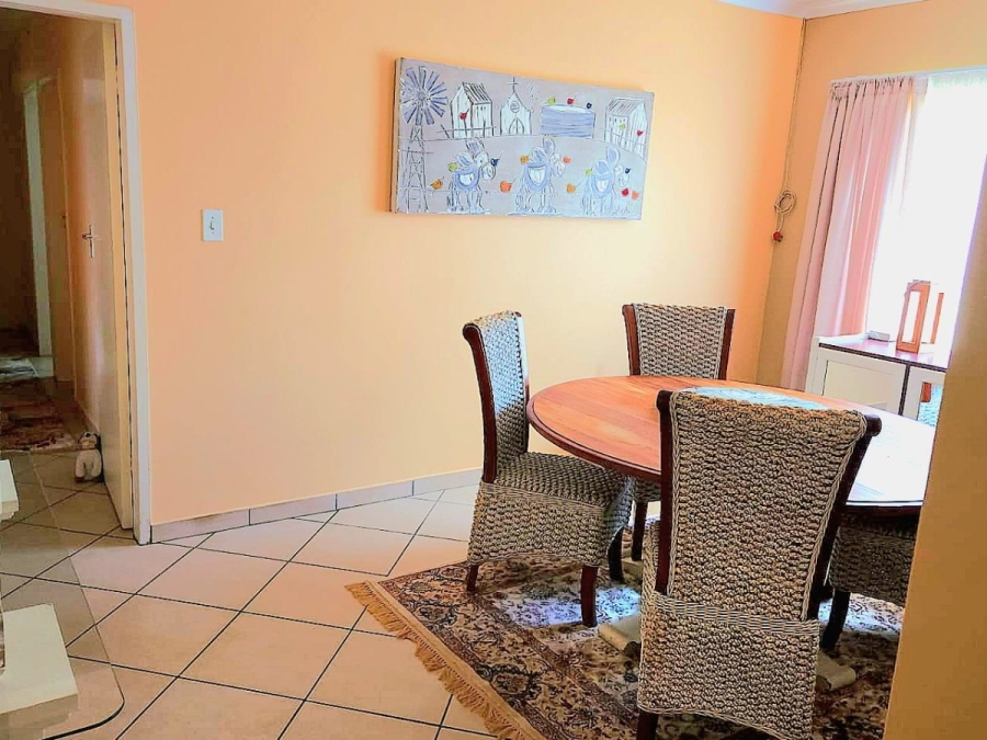 To Let 3 Bedroom Property for Rent in Brackendowns Gauteng
