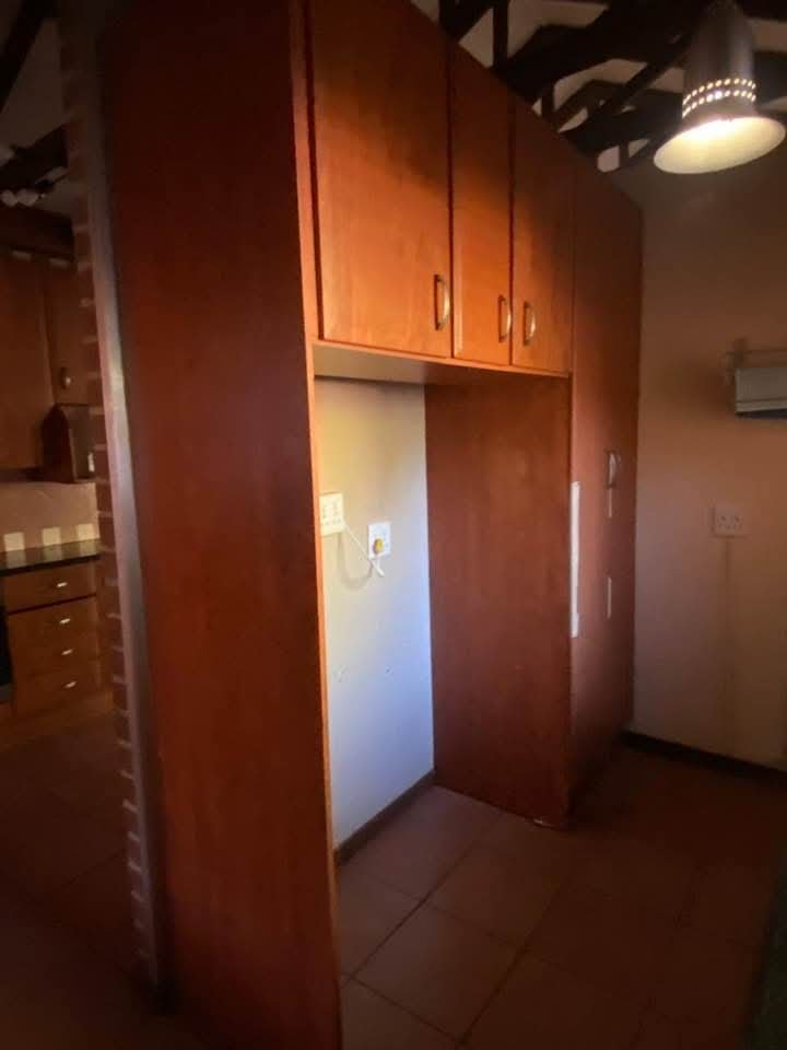 3 Bedroom Property for Sale in Doornpoort AH Gauteng