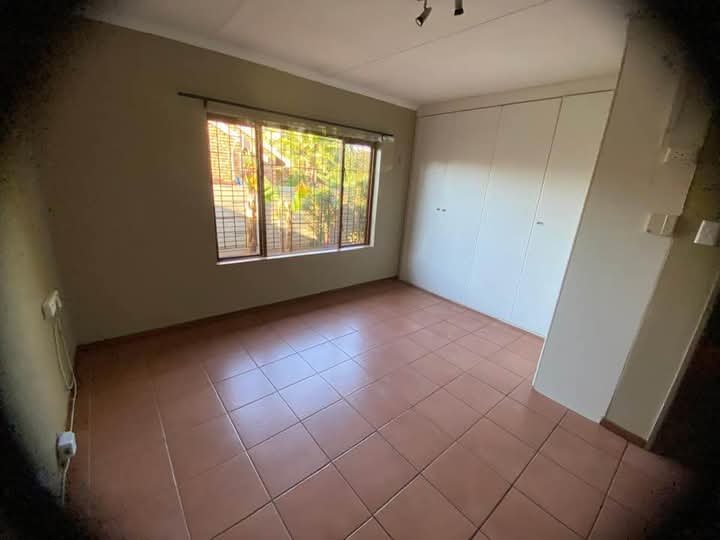 3 Bedroom Property for Sale in Doornpoort AH Gauteng