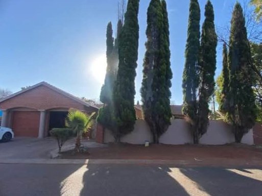 3 Bedroom Property for Sale in Doornpoort AH Gauteng