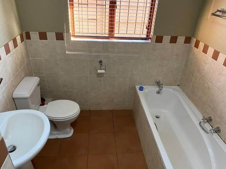 3 Bedroom Property for Sale in Doornpoort AH Gauteng