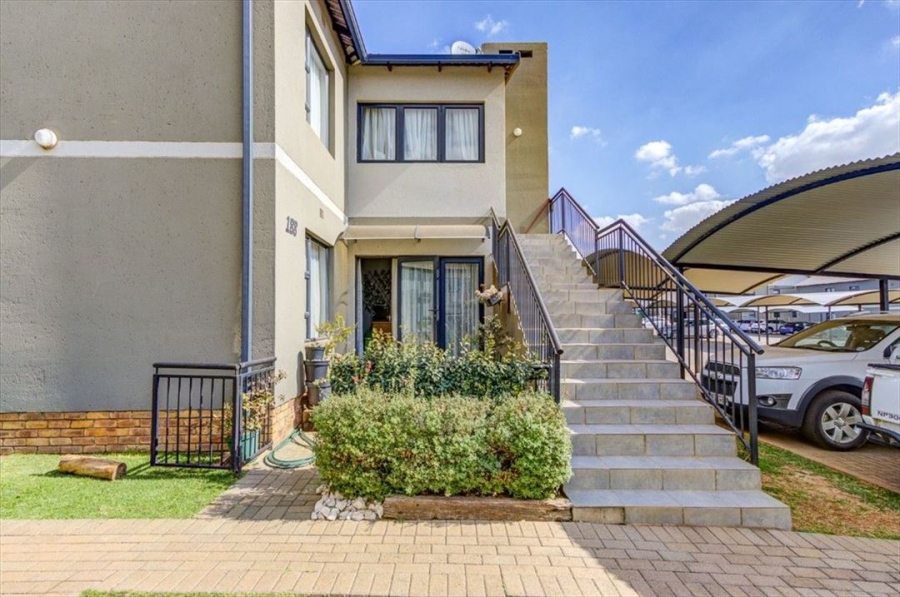 2 Bedroom Property for Sale in Norton Home Estate AH Gauteng