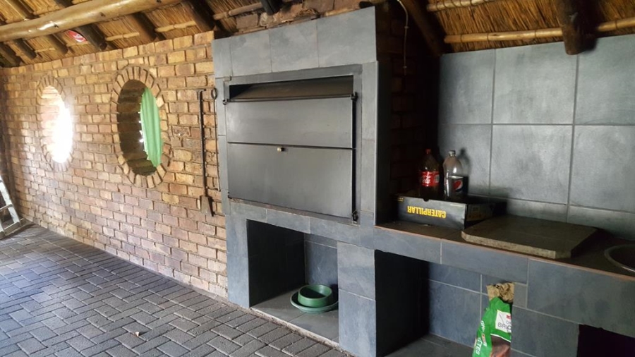 Commercial Property for Sale in Grootvaly AH Gauteng