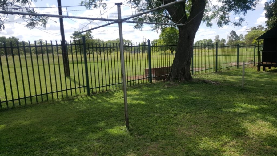 Commercial Property for Sale in Grootvaly AH Gauteng