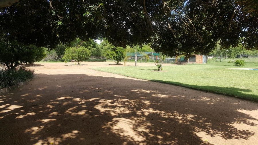 Commercial Property for Sale in Grootvaly AH Gauteng