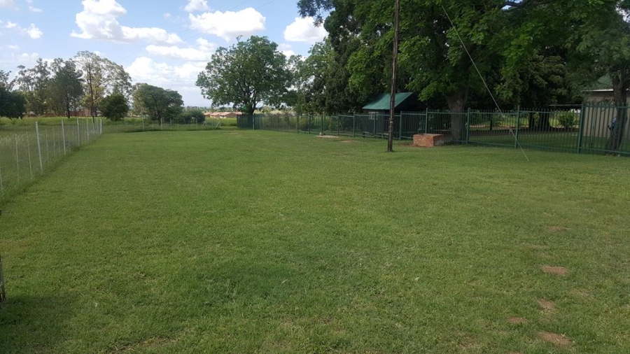 Commercial Property for Sale in Grootvaly AH Gauteng
