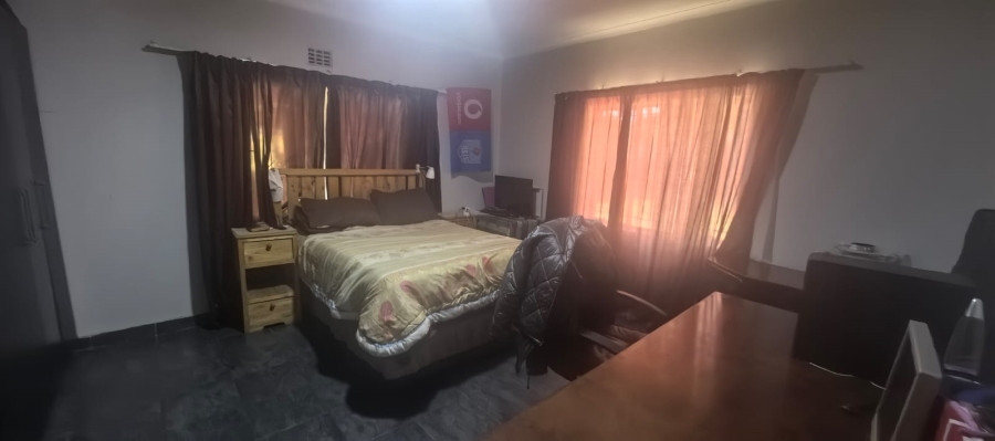 Commercial Property for Sale in Grootvaly AH Gauteng