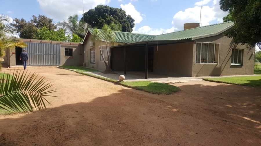 Commercial Property for Sale in Grootvaly AH Gauteng