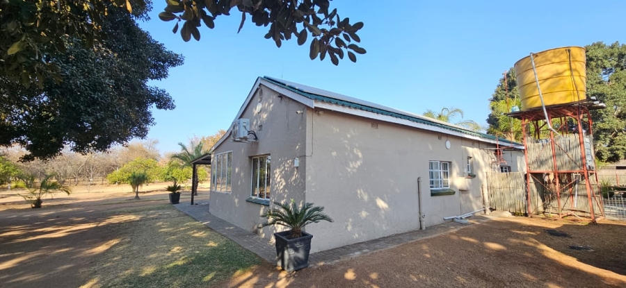 Commercial Property for Sale in Grootvaly AH Gauteng