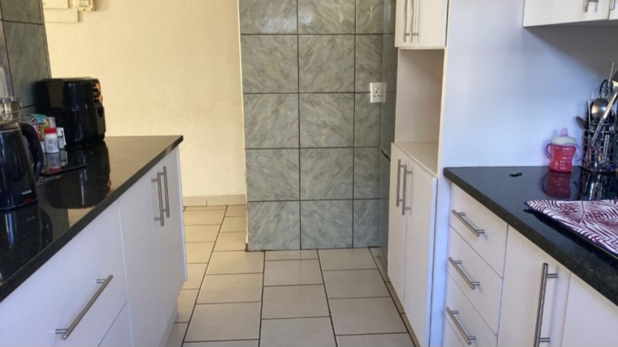 3 Bedroom Property for Sale in Elandspoort Gauteng