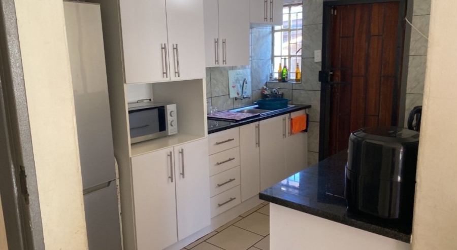 3 Bedroom Property for Sale in Elandspoort Gauteng