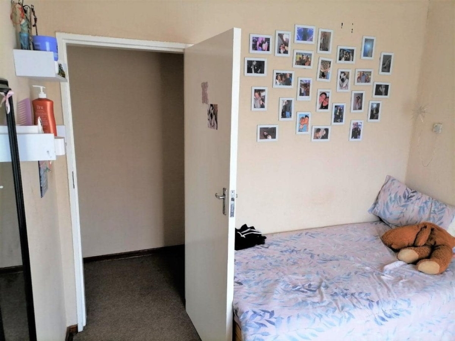 4 Bedroom Property for Sale in Brackendowns Gauteng