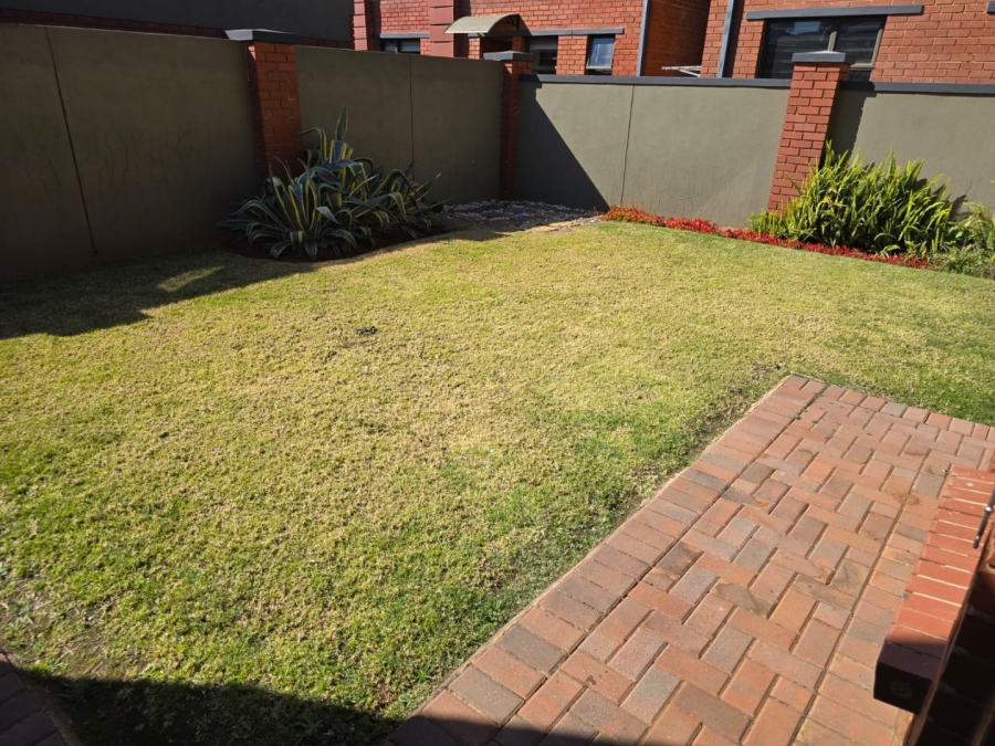 3 Bedroom Property for Sale in Lilianton Gauteng