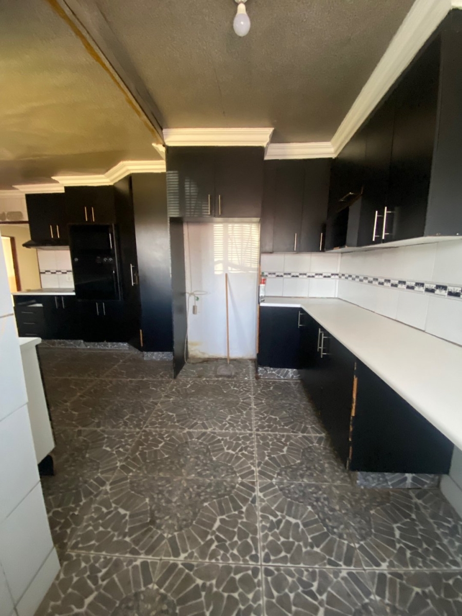 3 Bedroom Property for Sale in Geluksdal Gauteng